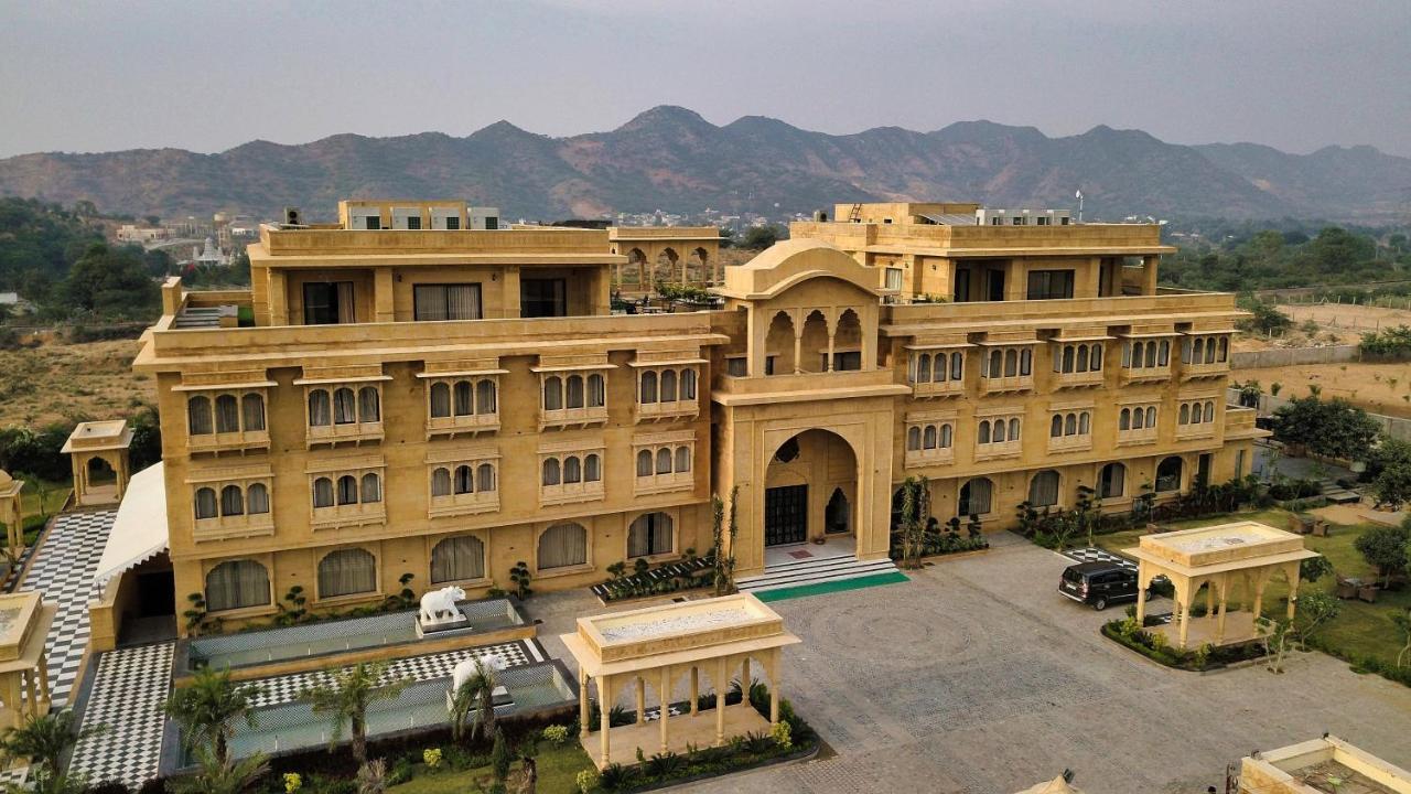 Hotel Sahdev Bagh Pushkar Esterno foto