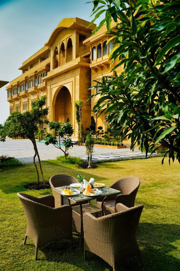 Hotel Sahdev Bagh Pushkar Esterno foto